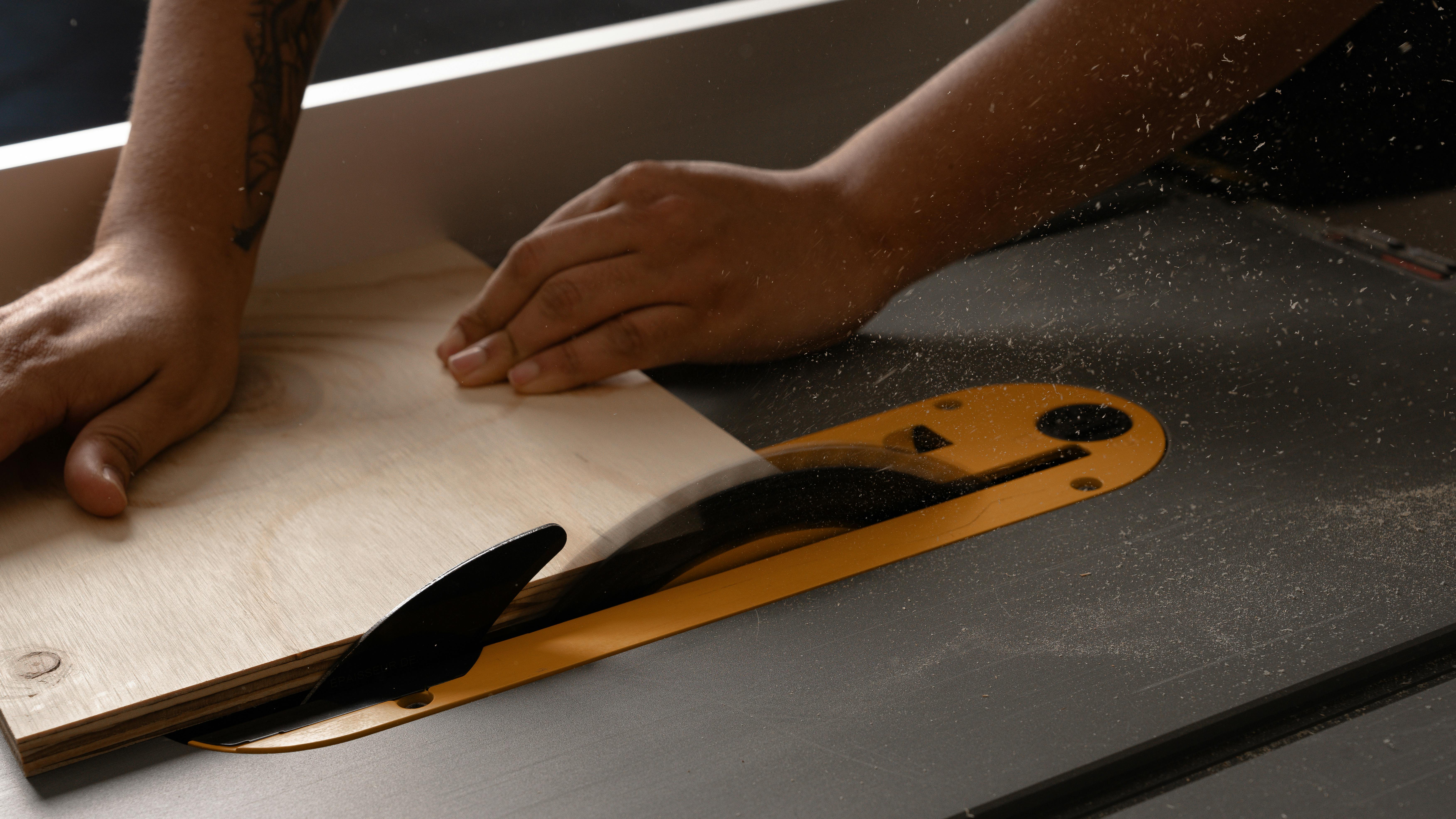 Expert Countertop Finishing Techniques